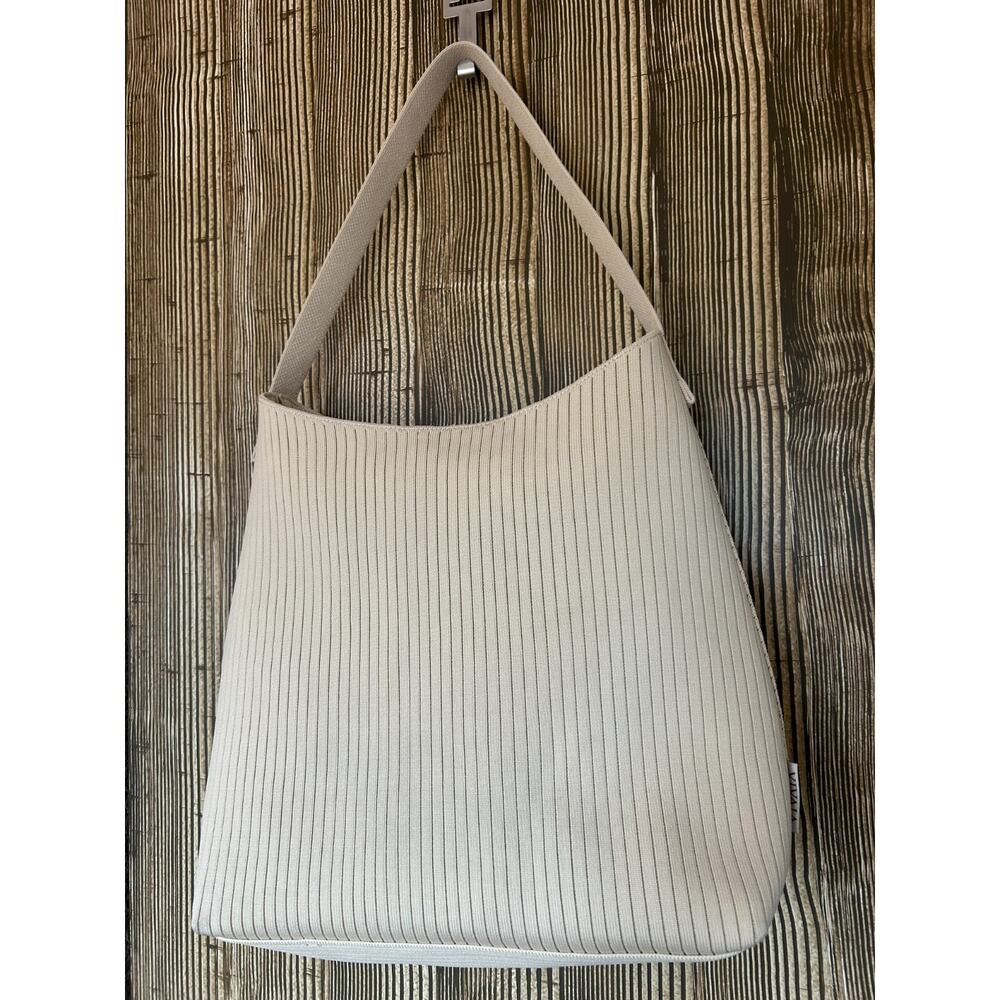 Vivaia The Zipper Tote Gabriella Cream Ivory Beach Bag Eco Friendly Minimalist